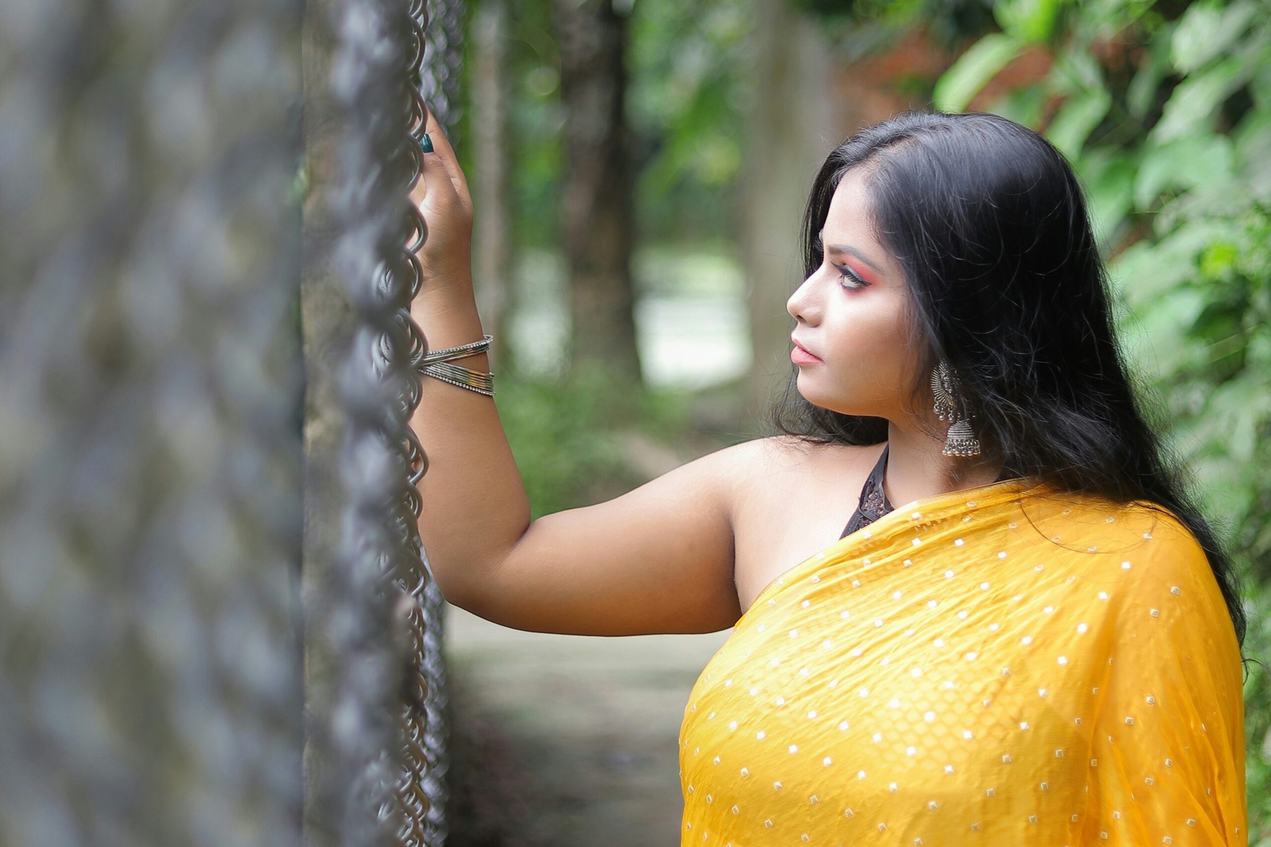 Chachi ka pyar chudai ke sath-1